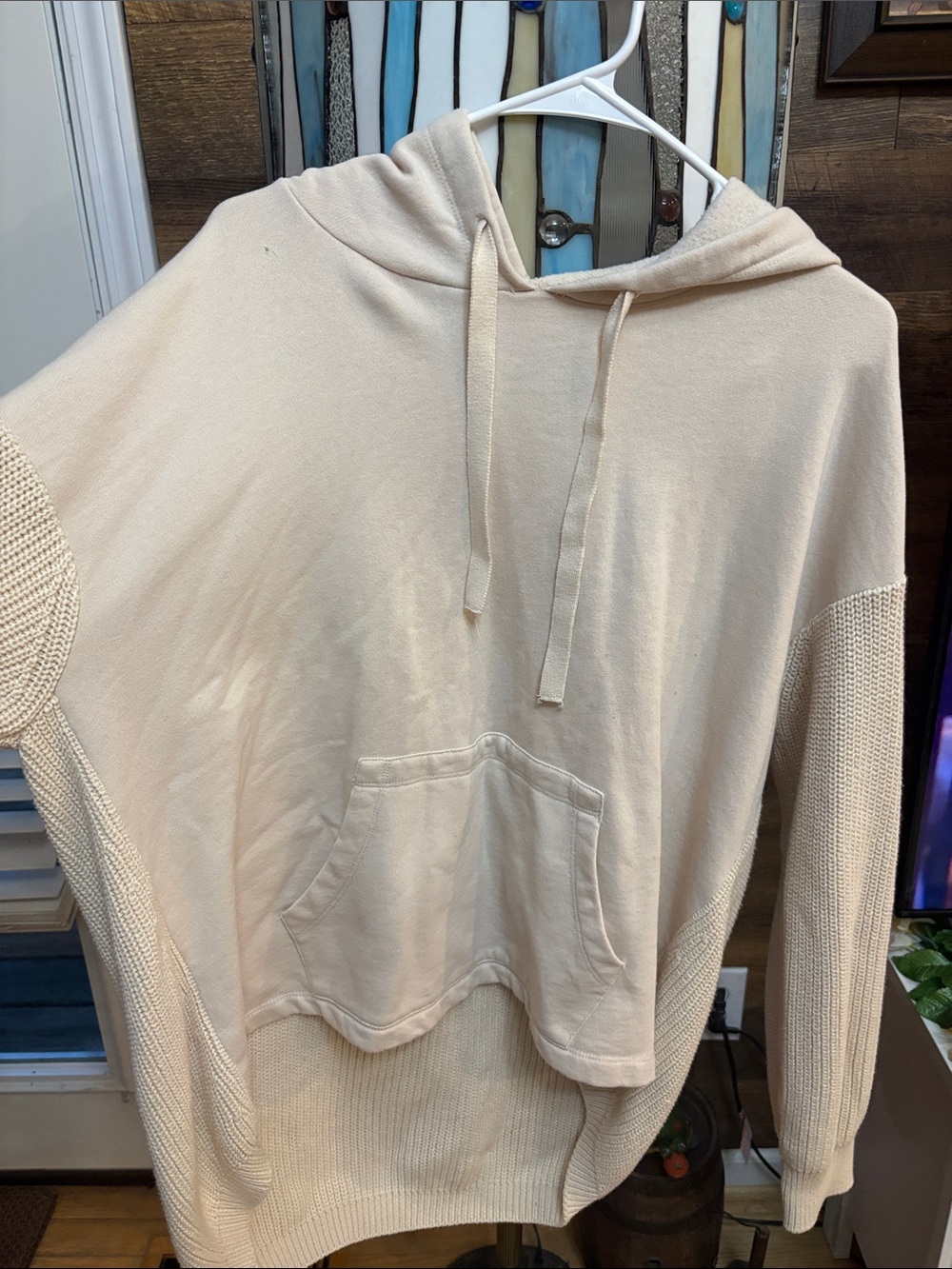 Time and Tru Cream Hooded Pullover